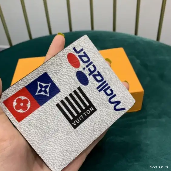 First bag ru MULTIPLE LOUIS WALLET VUITTON 0515